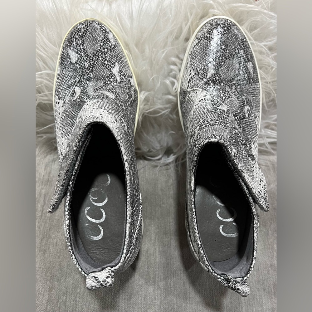 Ccocci Gray Snakeskin Print Wedge Sneakers Shoes size 8 - Picture 3 of 6
